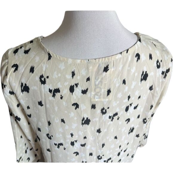 NWT Womens Misia Animal Print 3/4 Sleeve V Neck Laser Cut Top - Sz L - Picture 3 of 3